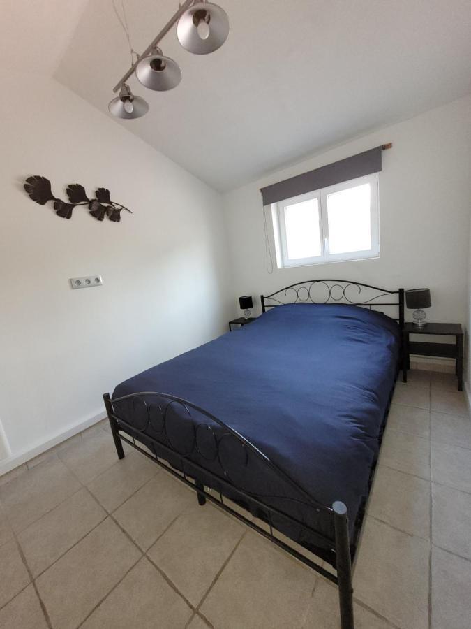 Beau Chalet 6 Personnes Avec Jacuzzi Tilly-sur-Seulles Екстериор снимка